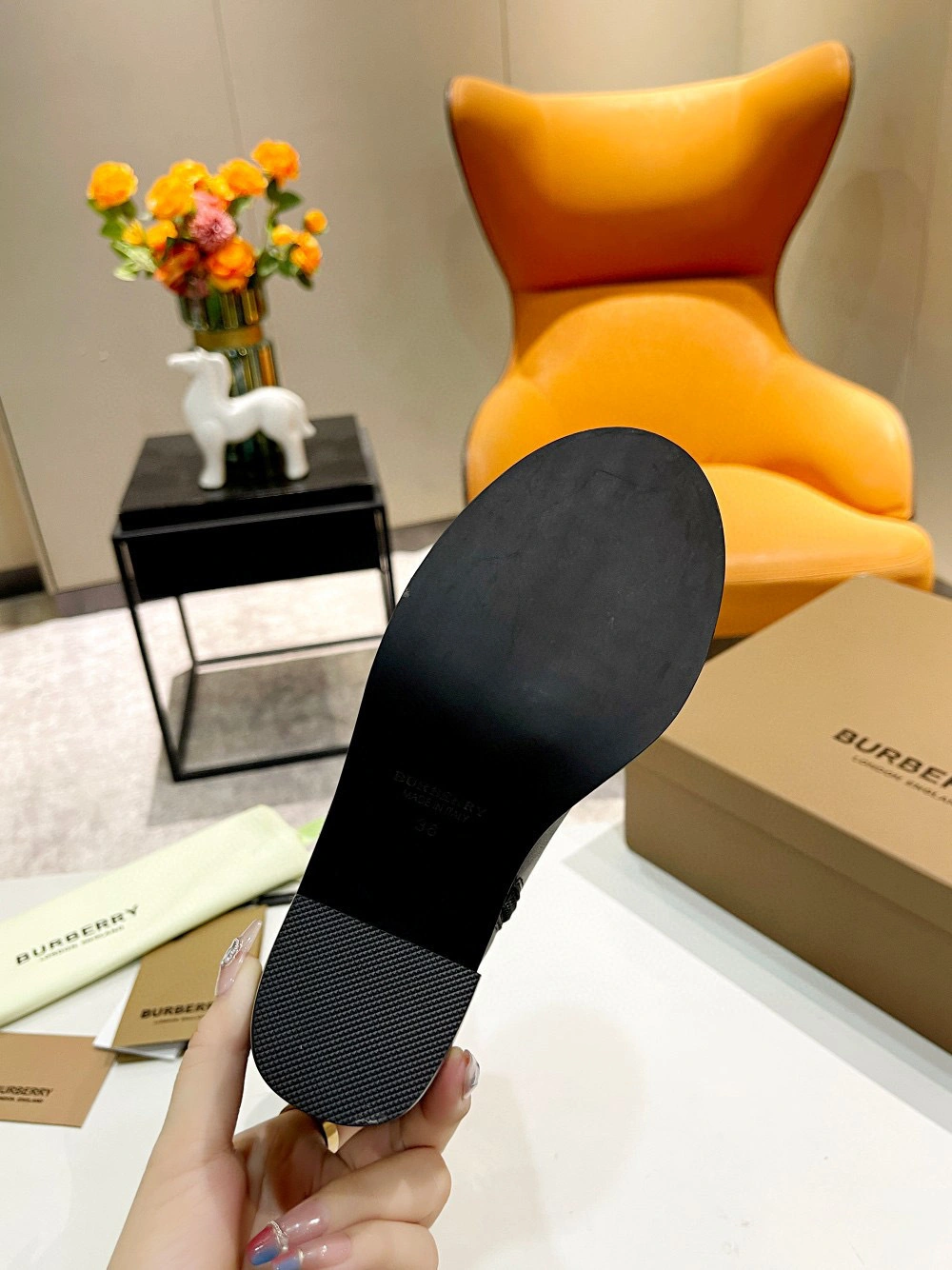 &coco- 2022 ，height （18cm）， heel height 7.5cm， ：Sheepskin item:B-X198J1911